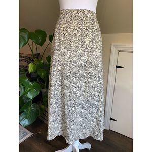 FLORAL MAXI LENGTH SKIRT
